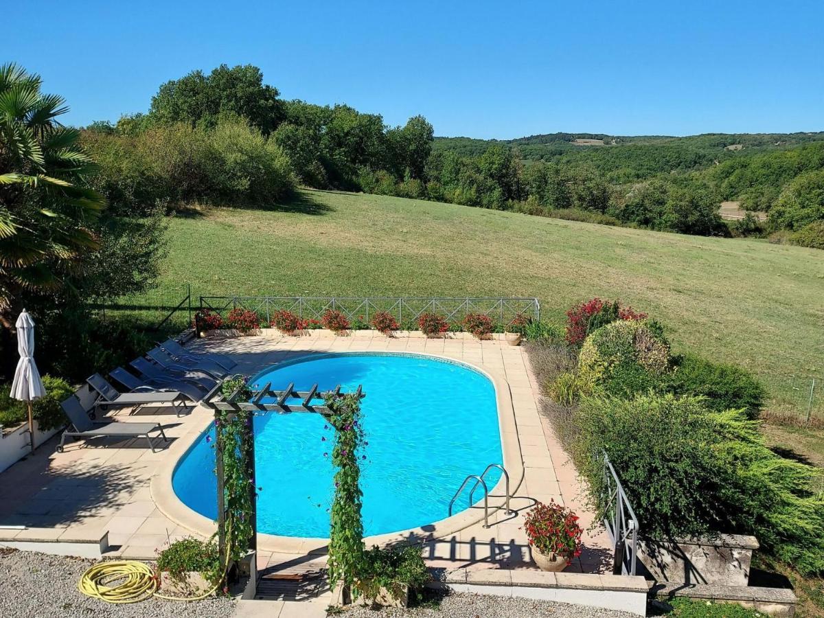 Charming Holiday Home With Pool Lavercantiere Luaran gambar