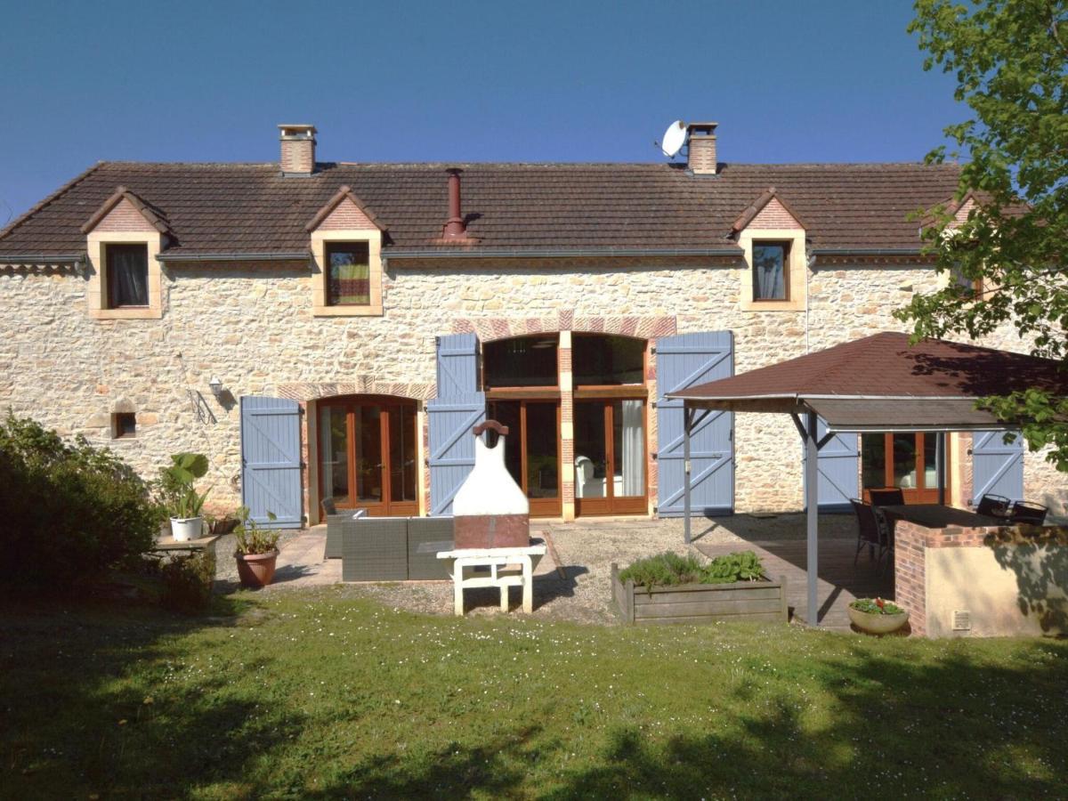 Charming Holiday Home With Pool Lavercantiere Luaran gambar